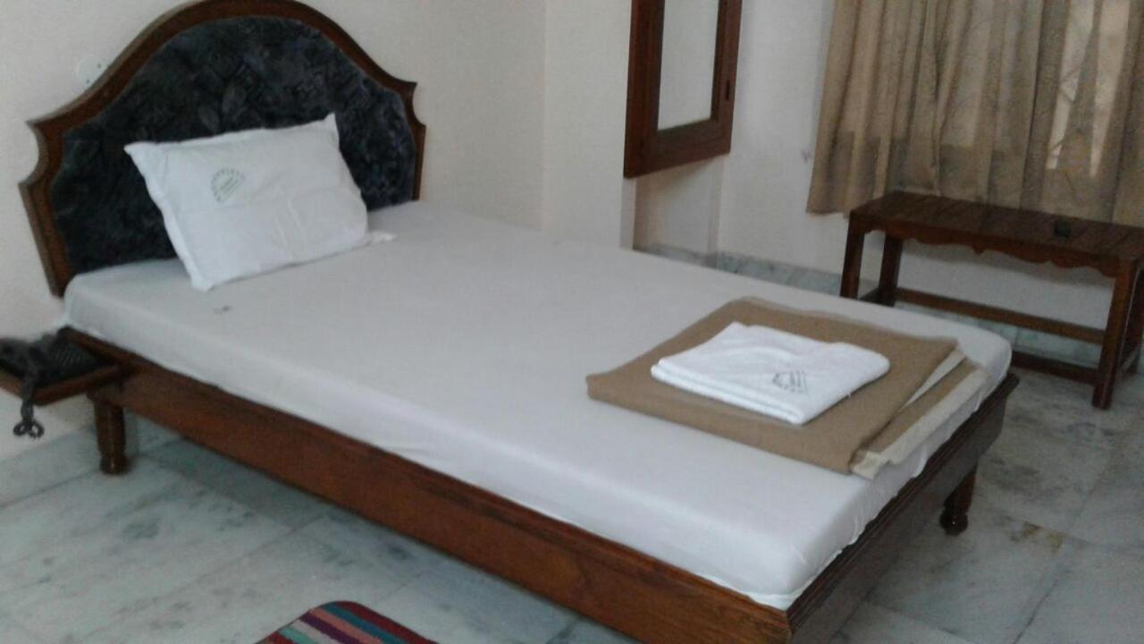 Hotel Geethanjali Residency Bhadrachalam Exteriér fotografie